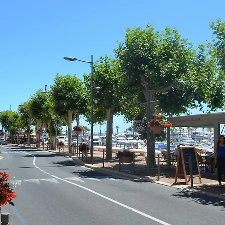 Panoramic Sea View - Modern Near Cannes *