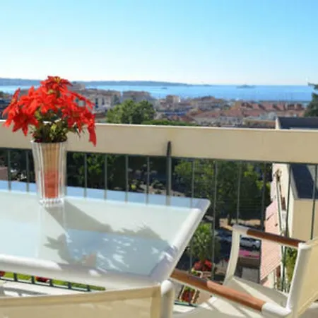 Panoramic Sea View - Modern Near Cannes Apartment Golfe-Juan